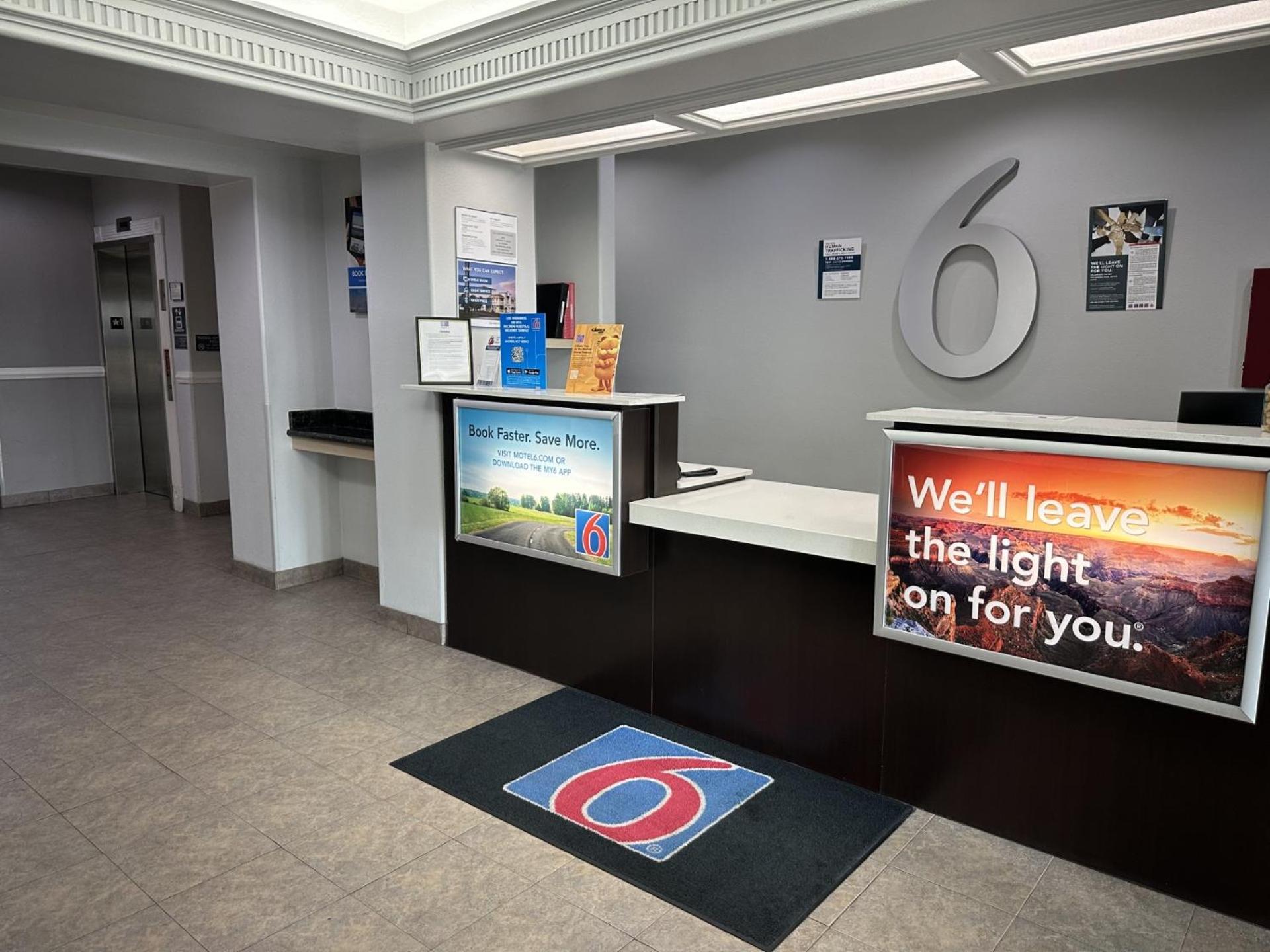 Motel 6-Mission, Tx Eksteriør bilde